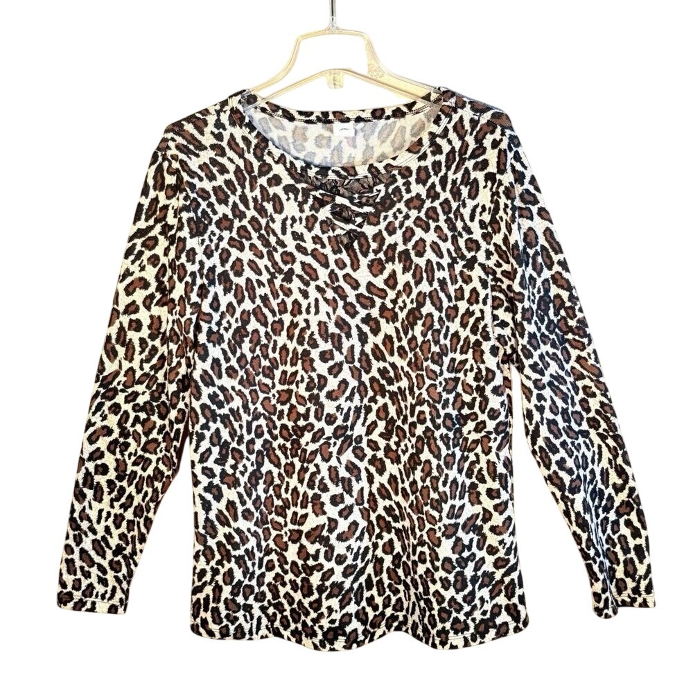 Sunshine & Rodeos Women Sz L Leopard Print Top Lace V-Neck Long‎ Sleeves Soft